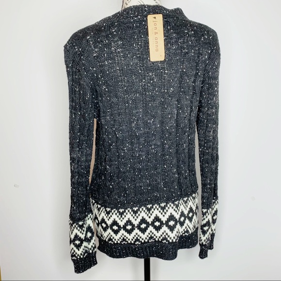 Jon & Anna Crewneck Sweater White / Black XL NWT - Picture 4 of 16
